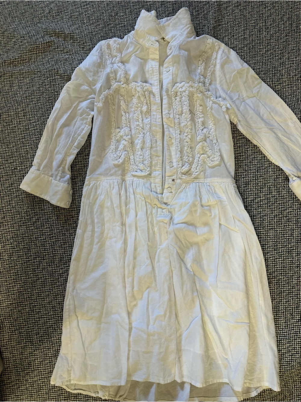 BCBGMaxAzria White Long-Sleeve Button-Front Midi Dress